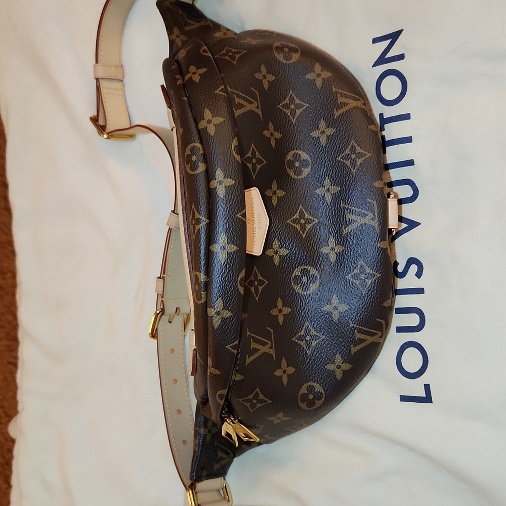 Louis Vuitton Bumbag Monogram Canvas